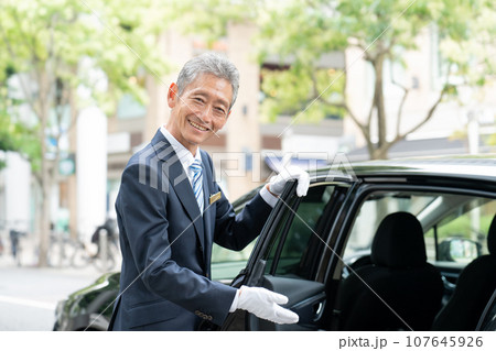 ドライバー 運転手 ライドシェア ドライバー 運転手 ライドシェア 107645926