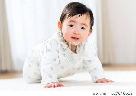 赤ちゃん 赤ちゃん 107646015