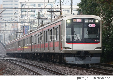 通勤電車 東急東横線 5050系 107650772