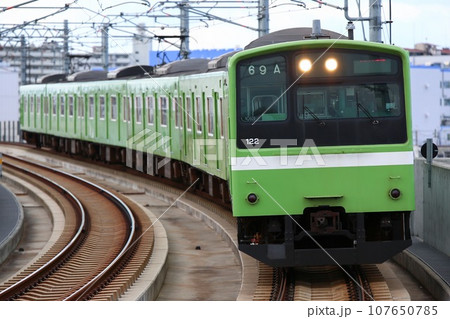 通勤電車 201系 東おおさか線 107650785