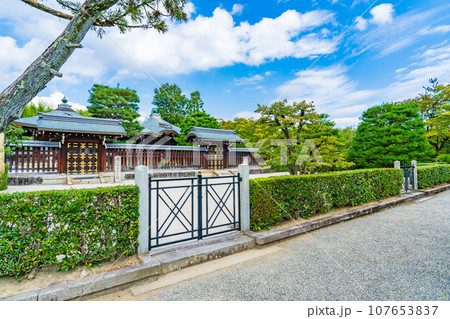 京都市右京区　第八十八代　後嵯峨天皇嵯峨南陵　第九十代　亀山天皇亀山陵 107653837