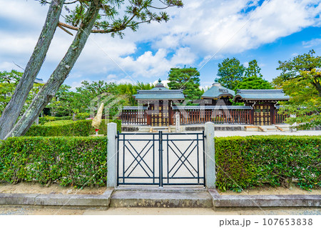 京都市右京区　　第九十代　亀山天皇亀山陵 107653838