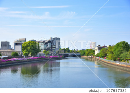 《愛知県》名古屋都市風景 熱田区堀川大瀬子橋からの風景 《愛知県》名古屋都市風景 熱田区堀川大瀬子橋からの風景 107657383