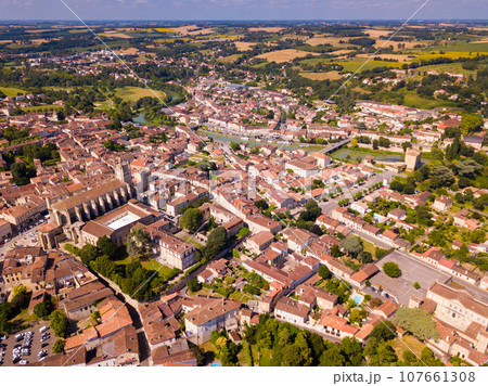 View from drone of Condom cityscape View from drone of Condom cityscape 107661308