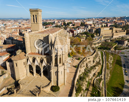 Collegiate Basilica of Santa Maria in Manresa, Collegiate Basilica of Santa Maria in Manresa, 107661419