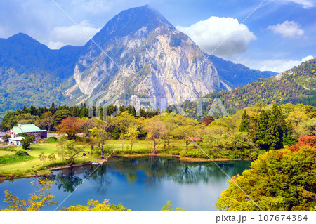 高浪の池と明星山 高浪の池と明星山 107674384