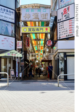 西荻窪駅南口仲通街 107675951