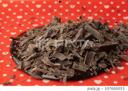 チョコレート　落とす 107680055