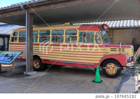 ボンネットバス（昭和の町・豊後高田市） 107685282