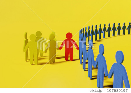 大規模集団と小規模集団の間の橋渡しする人のイメージ 大規模集団と小規模集団の間の橋渡しする人のイメージ 107689197