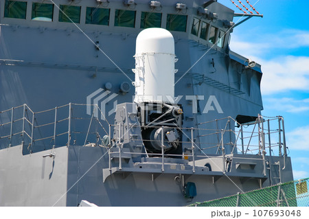 海上自衛隊護衛艦の高性能20mm機関砲 海上自衛隊護衛艦の高性能20mm機関砲 107693048