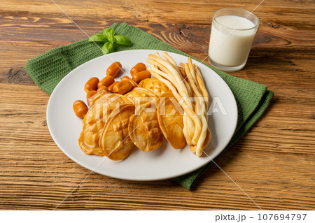 Polish Smoked Cheese, Traditional Oscypek, Slovak Mountain Snack, Sheep Milk Product 107694797
