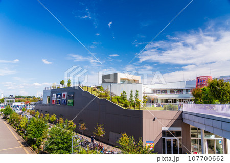 爽やかな秋のららぽーと立川立飛 107700662