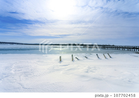 根室 冬の春国岱・風蓮湖 / Shunkunitai, Nemuro, Japan 根室 冬の春国岱・風蓮湖 / Shunkunitai, Nemuro, Japan 107702458