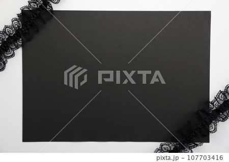 背景フレーム_エレガント 107703416