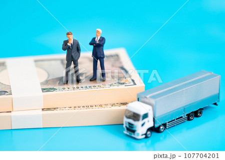 物流　運送　2024年問題 107704201