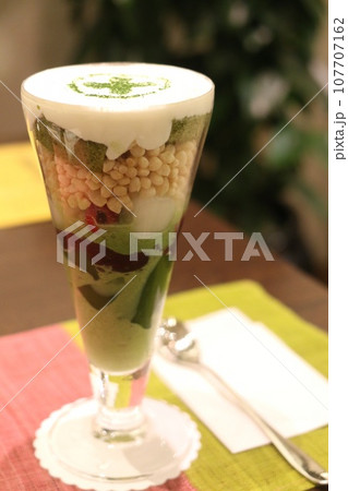 抹茶パフェ 抹茶パフェ 107707162
