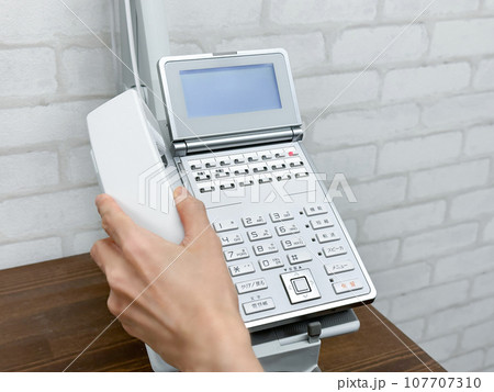 電話、ビジネスフォン 107707310