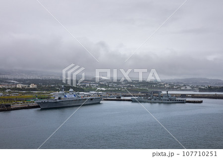 韓国済州島西帰浦江汀港 韓国済州島西帰浦江汀港 107710251