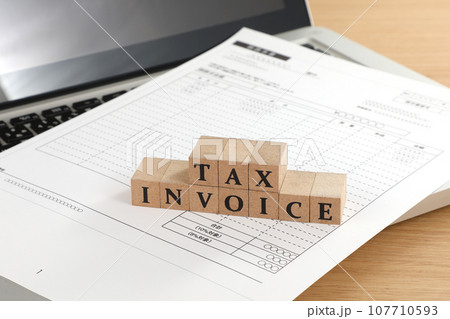 インボイス 107710593