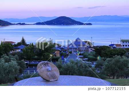 小豆島オリーブ公園から見た風景 香川県 小豆島オリーブ公園から見た風景 香川県 107712155