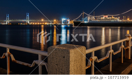 Port of Yokohama Nightscape 107713959