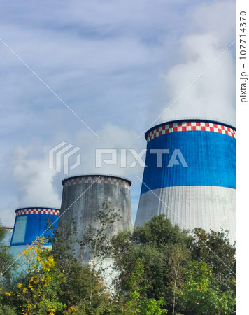 The pipes of the thermal power plant are smoking 107714370