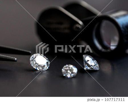 Diamond and jeweler loupe 107717311