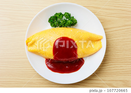 オムライス　俯瞰 107720665
