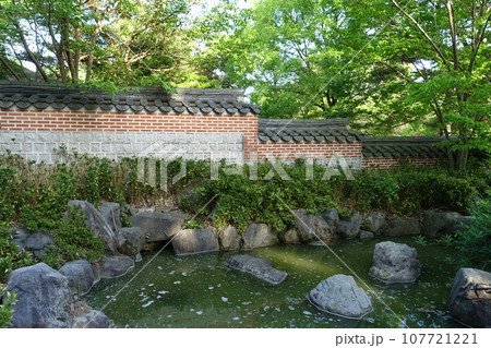 鶴見緑地 韓国庭園 鶴見緑地 韓国庭園 107721221