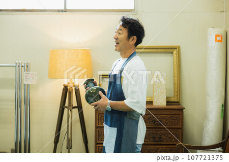 リサイクルショップイメージ 107721375