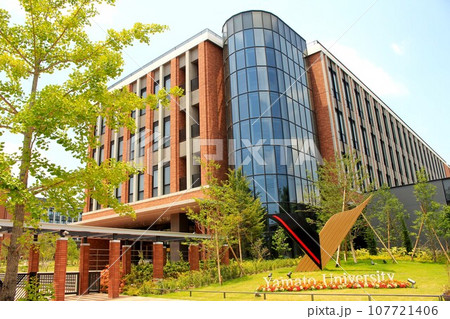 大和大学 107721406