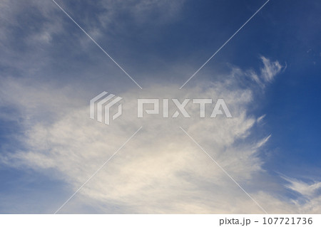 秋の空 107721736
