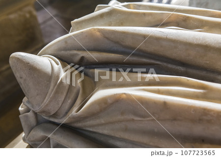 interiors and details of basilica of saint-denis, France interiors and details of basilica of saint-denis, France 107723565