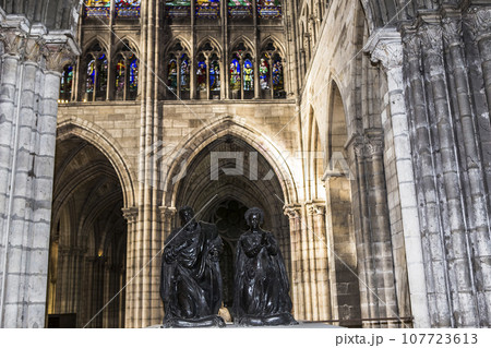 interiors and details of basilica of saint-denis, France interiors and details of basilica of saint-denis, France 107723613