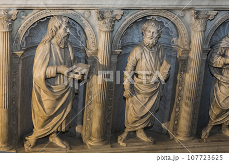 interiors and details of basilica of saint-denis,  France 107723625