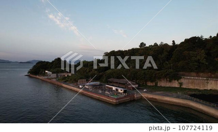 竹原市吉名の護岸を空撮1 竹原市吉名の護岸を空撮1 107724119