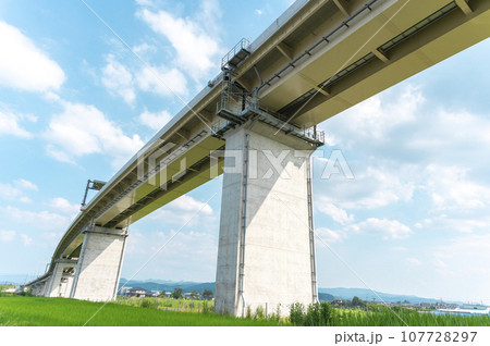 高架橋 高架橋 107728297