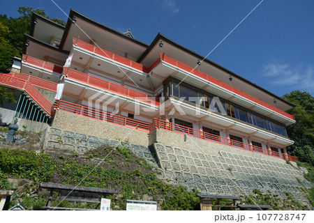 太郎坊阿賀神社　参集殿　滋賀県東近江市小脇町 107728747