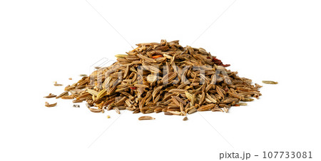 Pile of cumin seeds spice isolated on white background 107733081