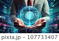 ホログラムを両手で持った人のイメージ 107733407