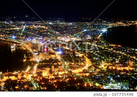 函館山からの眺望・夜景（北海道・函館市） 107735496