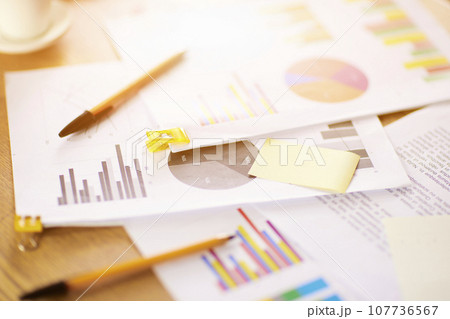 Accurate analysis of current situation for a successful future that can help with marketing 107736567
