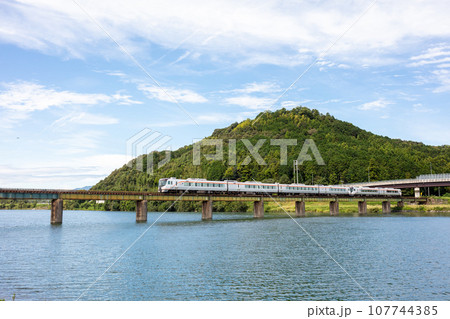 【紀勢本線】櫛田川を渡る増結した特急南紀3号 107744385