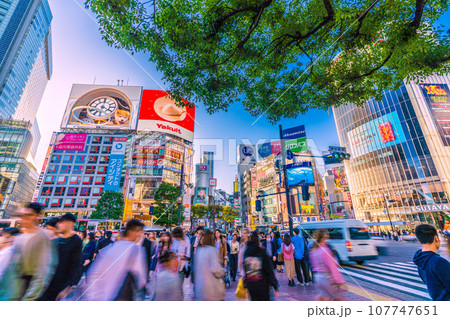 日本の東京都市景観 10月・全国平均/5週連続減↓…脱マ完了の渋谷。感染爆発なし、新時代へ＝13日 107747651