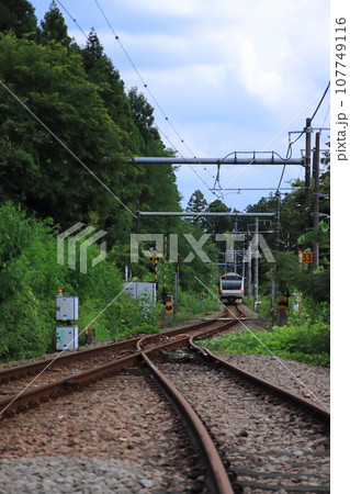 旧岩井支線の分岐点から見るJR五日市線の風景_2023/8/26撮影 107749116