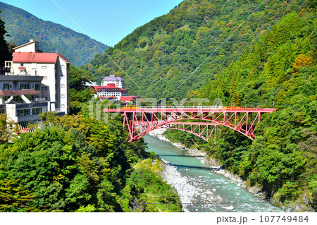 宇奈月温泉/新山彦橋/黒部川周辺を望む(富山県黒部市)【2023.10】 宇奈月温泉/新山彦橋/黒部川周辺を望む(富山県黒部市)【2023.10】 107749484