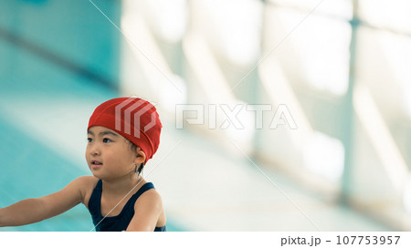 幼児向けのスイミングスクール 107753957