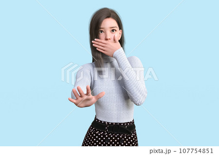 驚いて口を押さえて「待て」のポーズをする女性 107754851