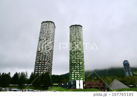 北海道のリゾート地（北海道・勇払郡占冠村） 107765185
